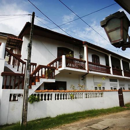 Wijenayake'S - Beach Haven Guest House - Galle Fort Екстериор снимка