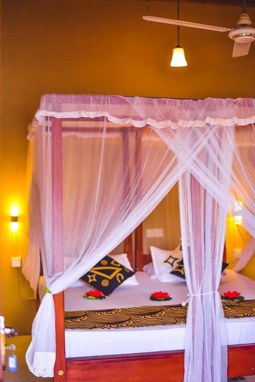 Wijenayake'S - Beach Haven Guest House - Galle Fort Екстериор снимка